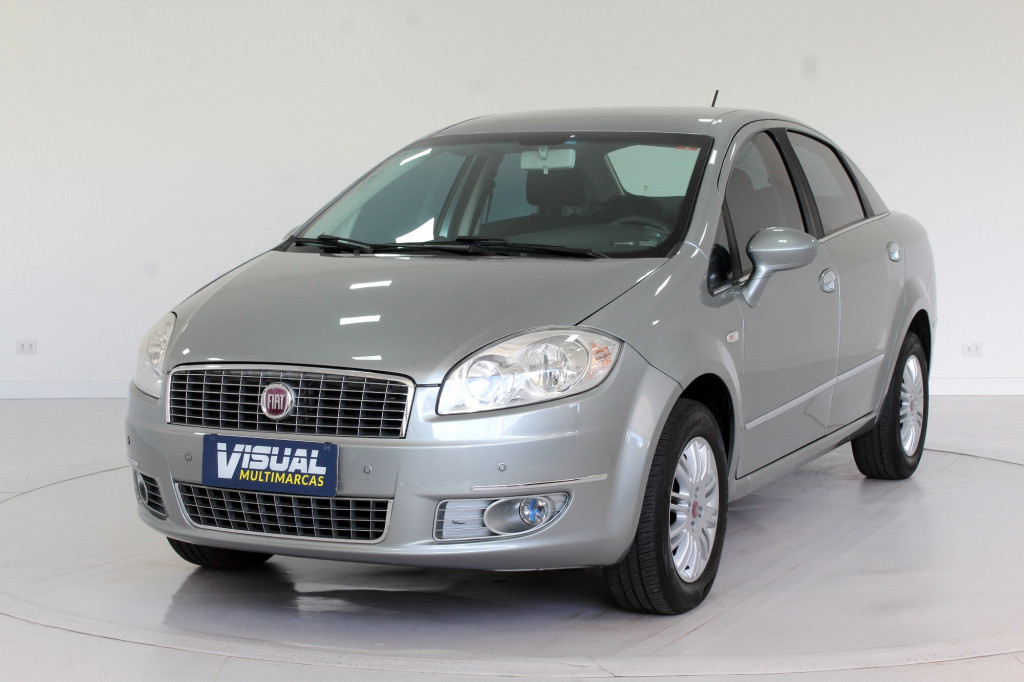 FIAT LINEA 1.8 ESSENCE FLEX MANUAL - 2013 - CINZA FIAT LINEA 1.8 ESSENCE FLEX MANUAL - 2013 - CINZA