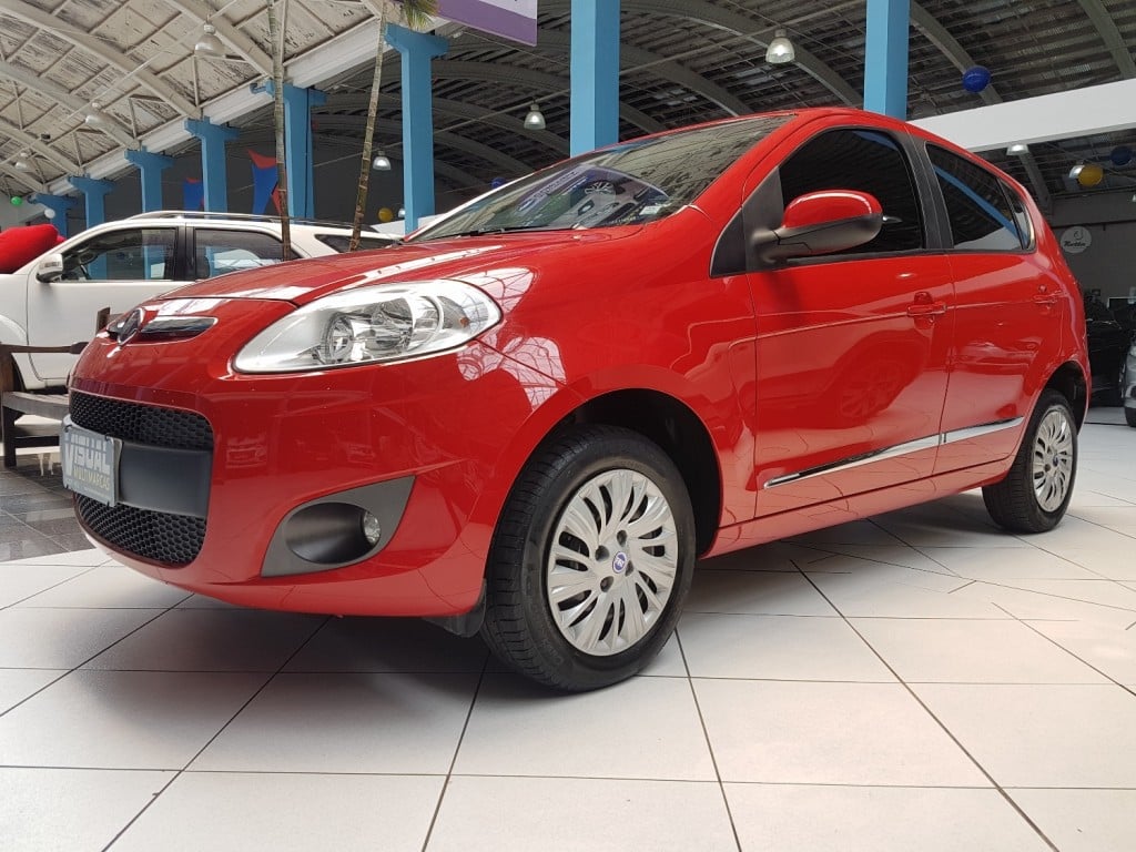 FIAT PALIO ATTRACTIVE 1.4 FLEX - 2015 - VERMELHO FIAT PALIO ATTRACTIVE 1.4 FLEX - 2015 - VERMELHO