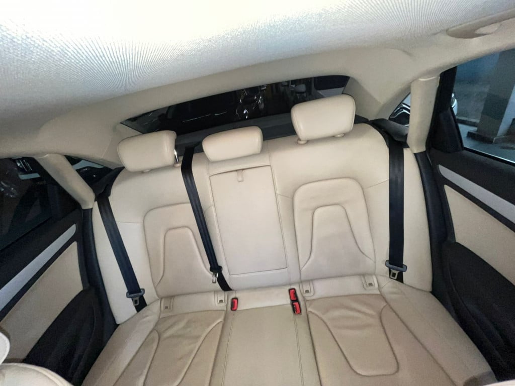 Imagem do veículo AUDI A4 1.8 TFSI AMBIENTE AT CVT + TETO SOLAR! APENAS 39.000 KM!
