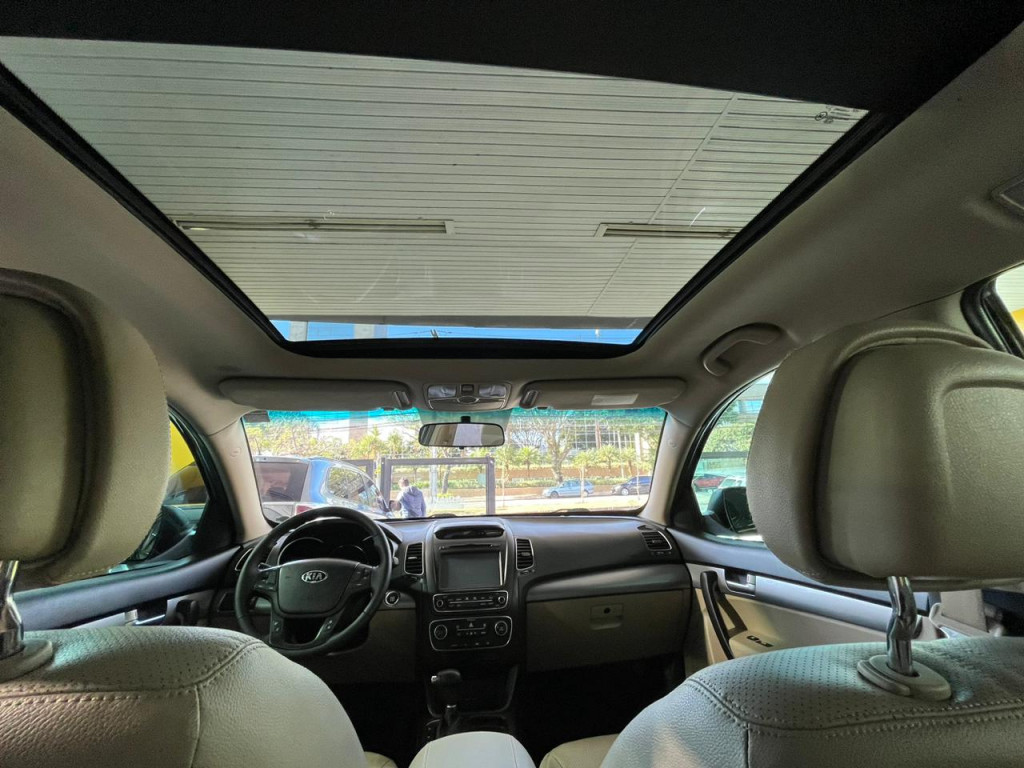 Imagem do veículo KIA SORENTO EX 3.5 V6 4X4! 7 LUGARES! SEM RETOQUES!