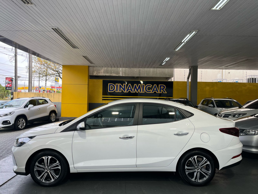 Imagem do veículo HB20S PLATINUM 1.0 TURBO FLEX AUT! APENAS 26.000 KM!
