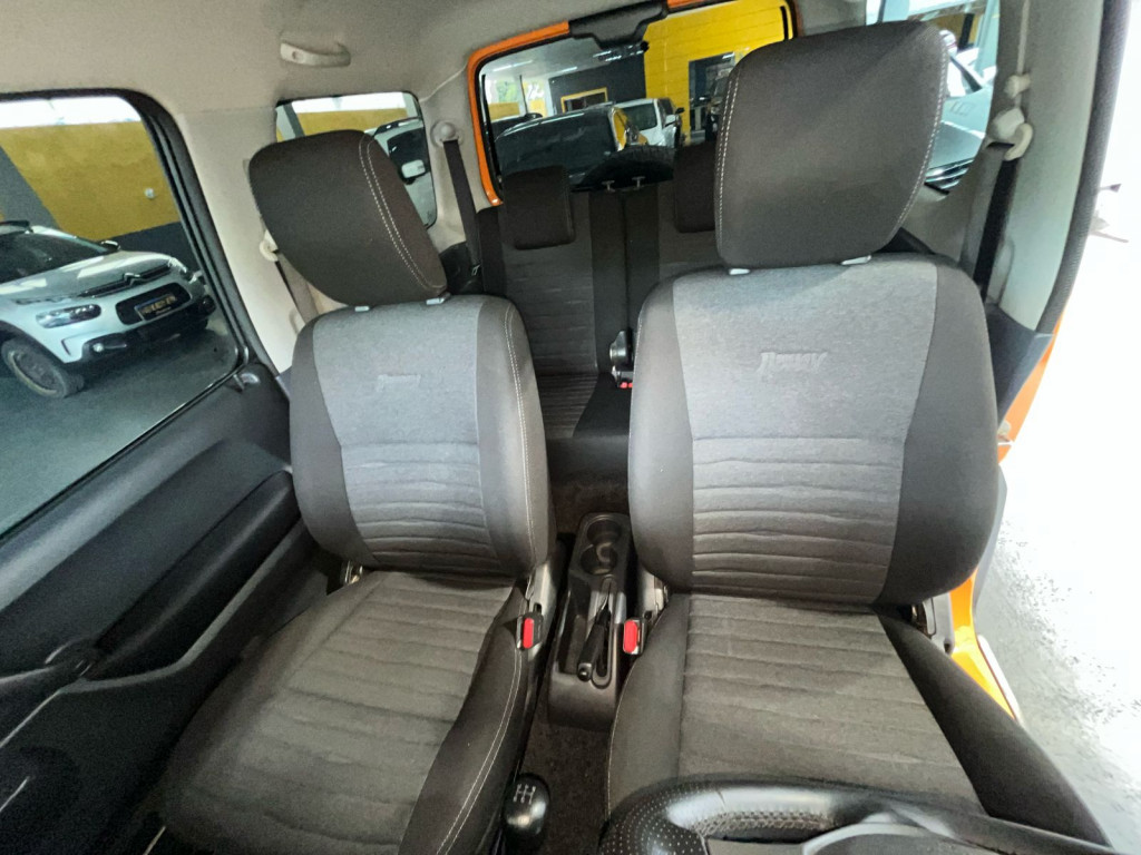 Imagem do veículo JIMNY 1.3 4ALL 4X4  MANUAL! 58.000 KM! COMPLETO!