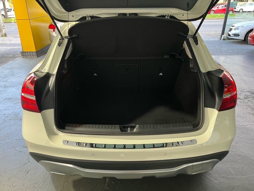 Imagem do veículo MERCEDES-BENZ GLA 200 1.6  ADVANCE TB FLEX  AT! 64.000 KM!