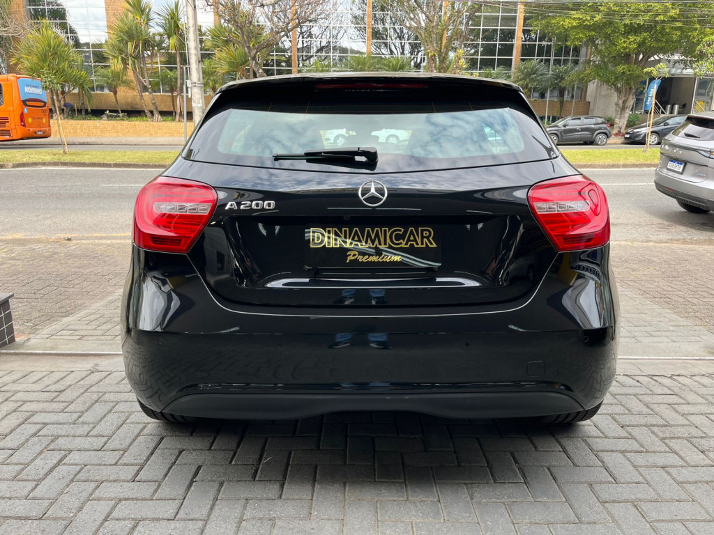 Imagem do veículo MERCEDES A 200 1.6 TURBO FLEX AT! APENAS 75.000 KM! NOVA!