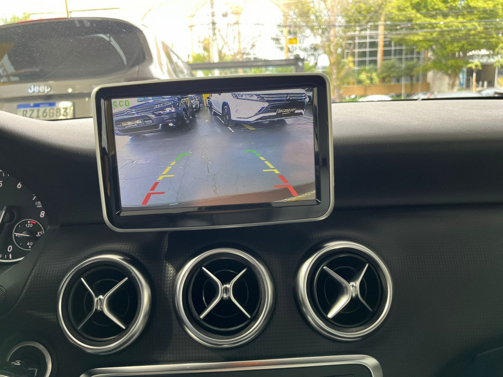 Imagem do veículo MERCEDES A 200 1.6 TURBO FLEX AT! APENAS 75.000 KM! NOVA!