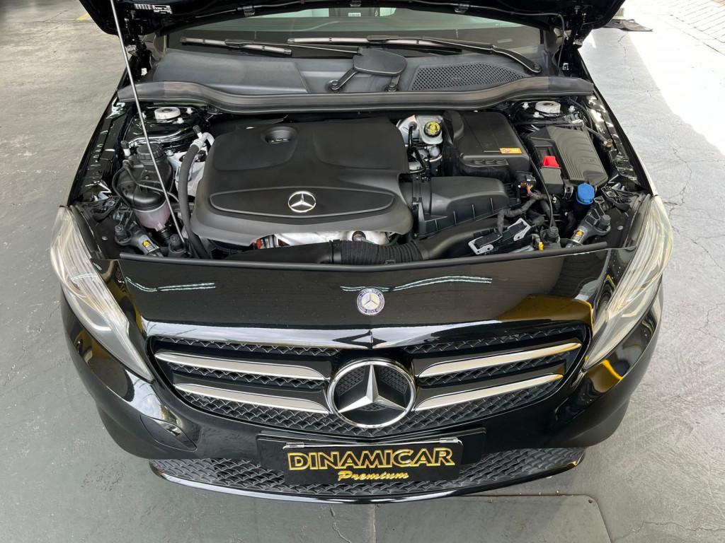 Imagem do veículo MERCEDES A 200 1.6 TURBO FLEX AT! APENAS 75.000 KM! NOVA!