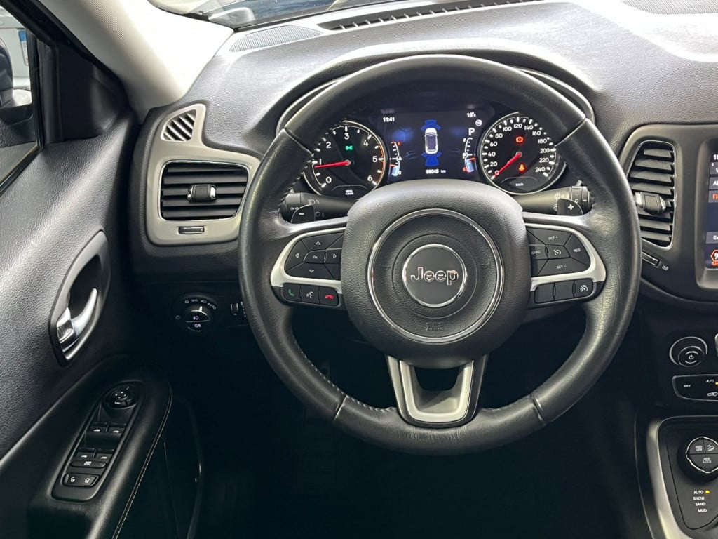 Imagem do veículo COMPASS 2.0 DIESEL LONGITUDE 4X4 AT! ÚNICO DONO! REVISÕES NA JEEP!