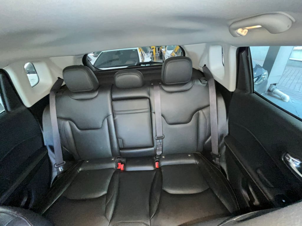 Imagem do veículo COMPASS 2.0 DIESEL LONGITUDE 4X4 AT! ÚNICO DONO! REVISÕES NA JEEP!