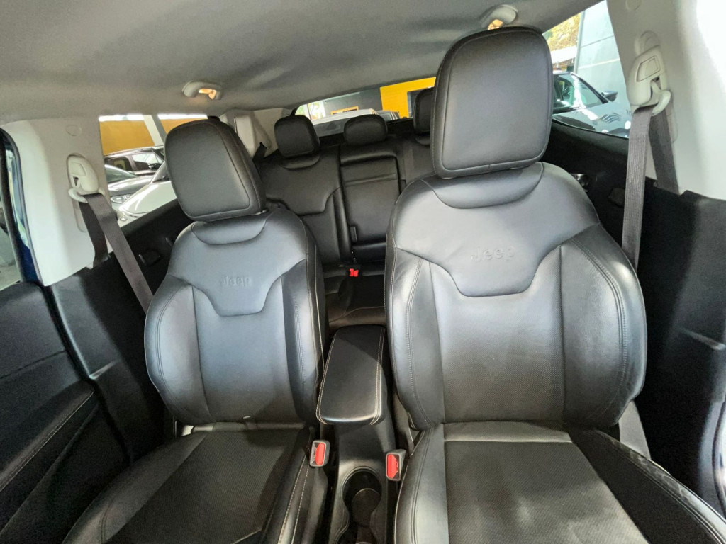 Imagem do veículo COMPASS 2.0 DIESEL LONGITUDE 4X4 AT! ÚNICO DONO! REVISÕES NA JEEP!