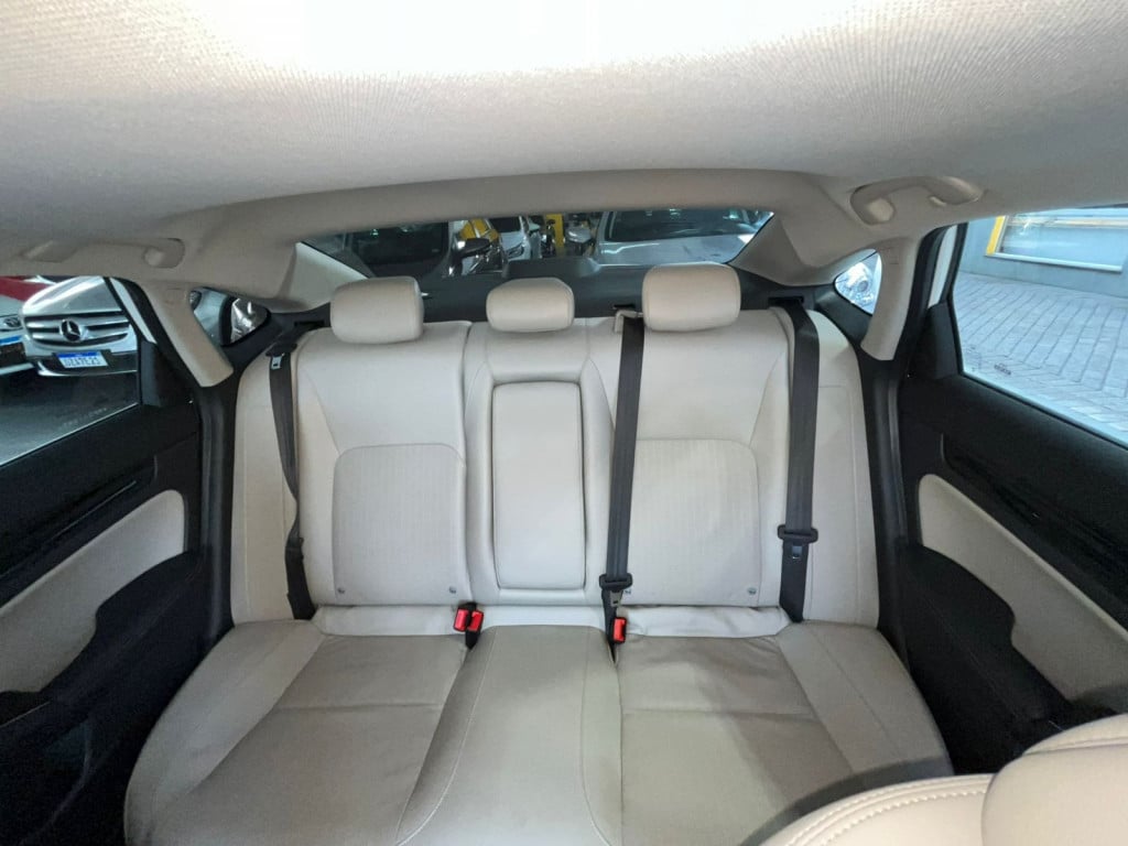 Imagem do veículo CIVIC 2.0 DI e:HEV TOURING e-CVT ! 16.000 KM!