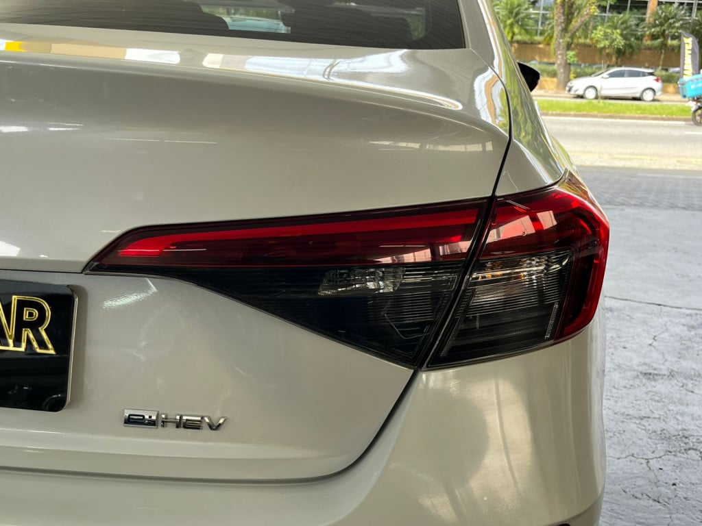 Imagem do veículo CIVIC 2.0 DI e:HEV TOURING e-CVT ! 16.000 KM!
