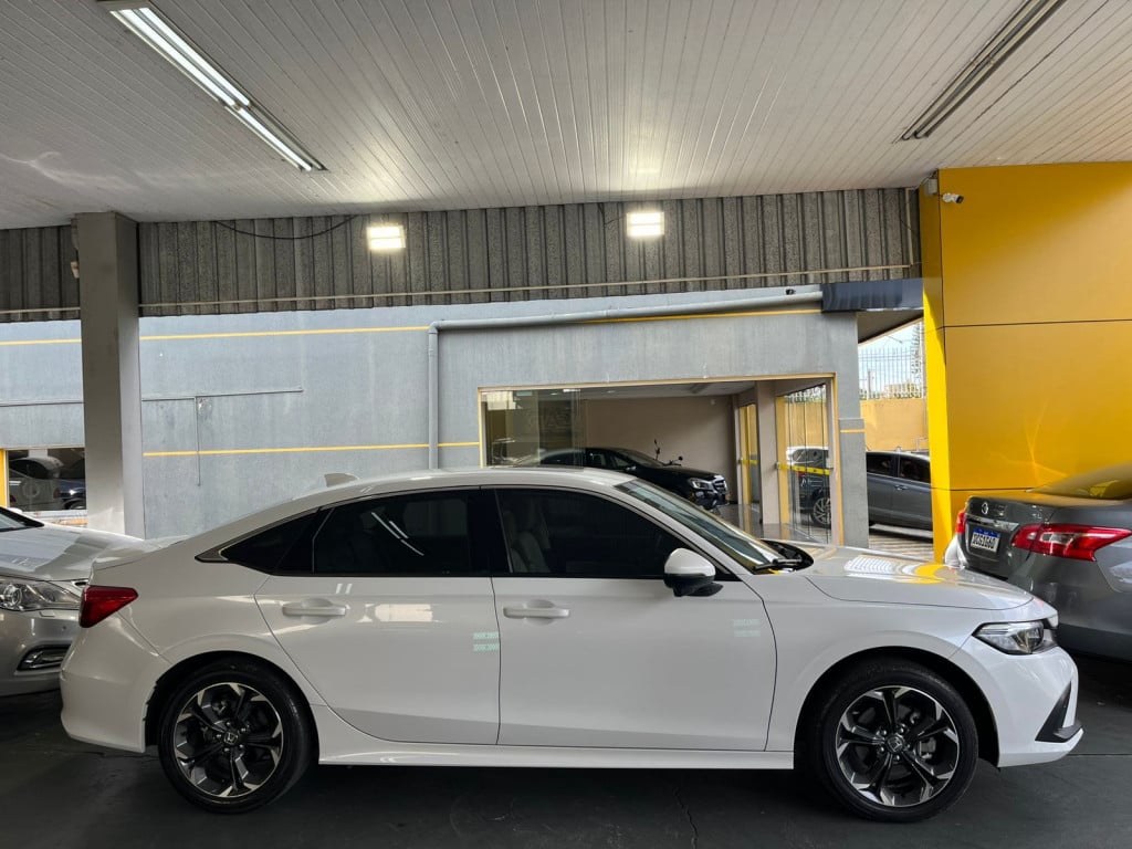 Imagem do veículo CIVIC 2.0 DI e:HEV TOURING e-CVT ! 16.000 KM!