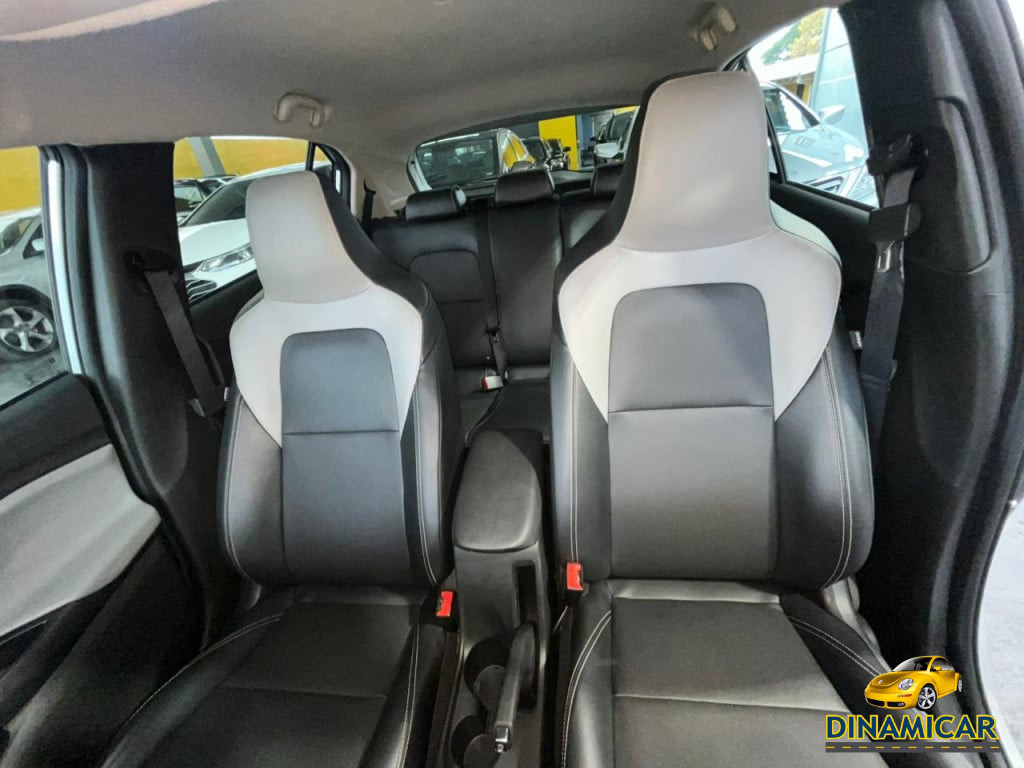 Imagem do veículo ONIX TURBO FLEX PREMIER II AUTOMÁTICO! REVISÕES NA GM!