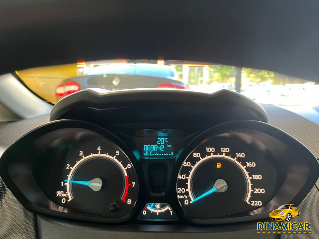 Imagem do veículo NEW FIESTA 1.6 SE HATCH FLEX MANUAL! APENAS 69.000 KM!