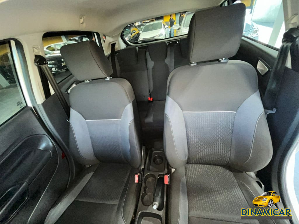 Imagem do veículo NEW FIESTA 1.6 SE HATCH FLEX MANUAL! APENAS 69.000 KM!
