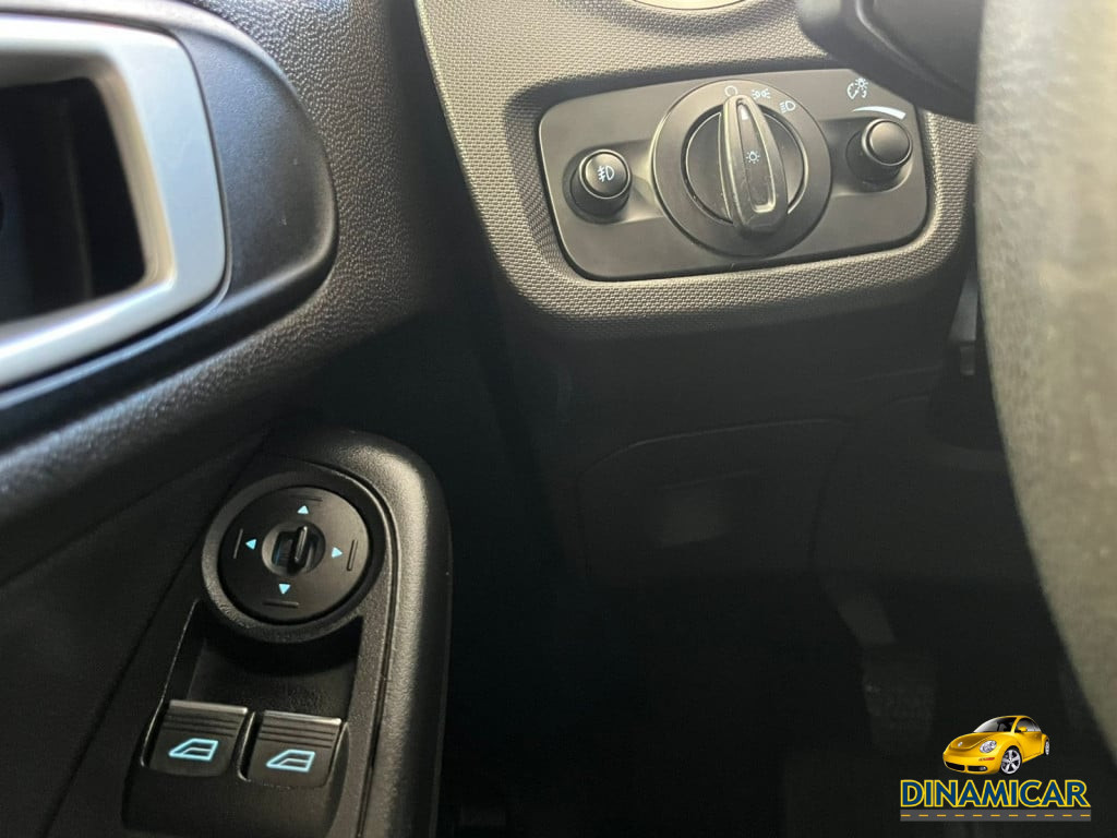 Imagem do veículo NEW FIESTA 1.6 SE HATCH FLEX MANUAL! APENAS 69.000 KM!