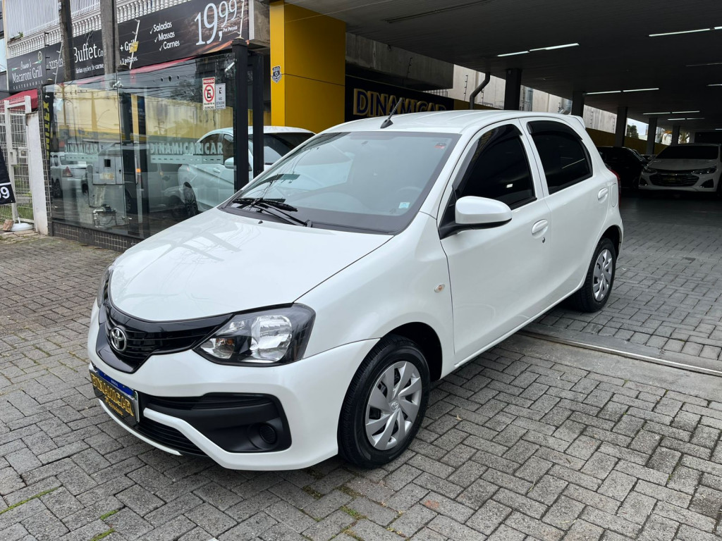 ETIOS 1.3 X 16V FLEX 4P AUTOMÁTICO! PERICIADO! NOVO!
