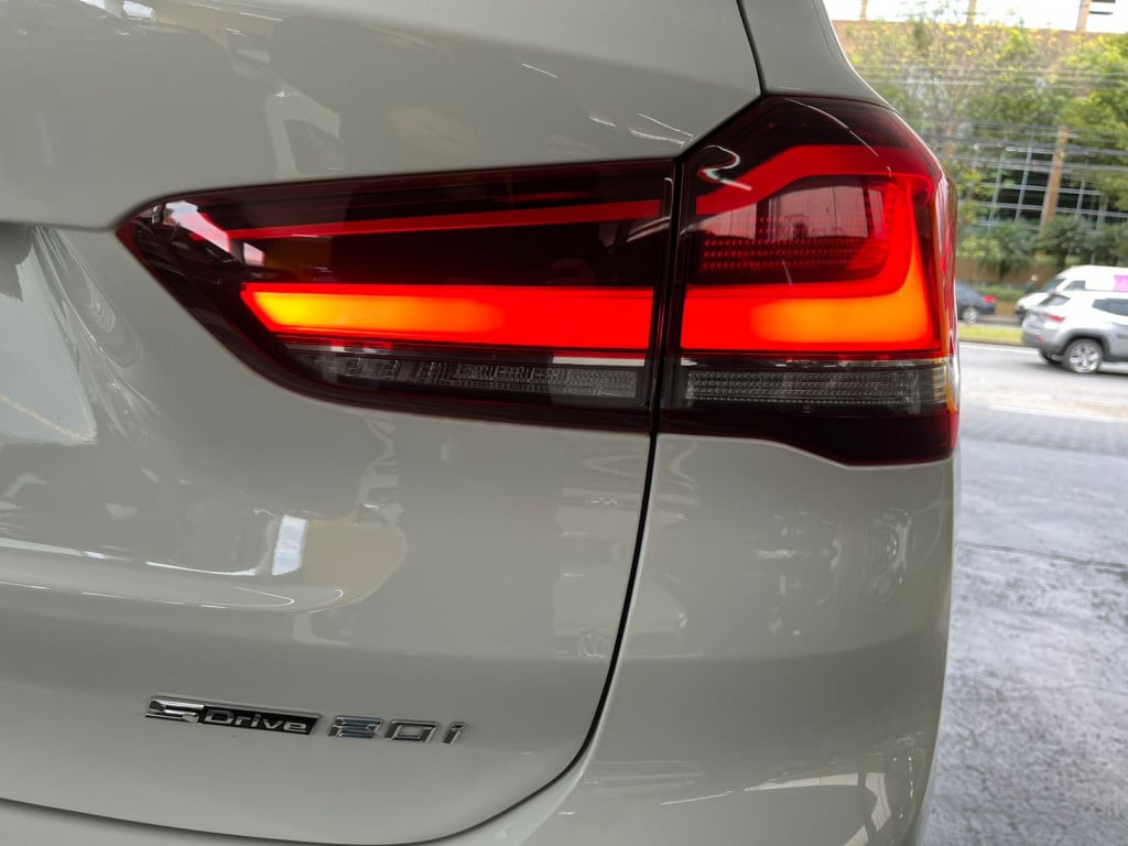 Imagem do veículo X1 2.0 TURBO ACTIVEFLEX SDRIVE20! 42.000 KM! REVISÕES SÓ NA BMW!
