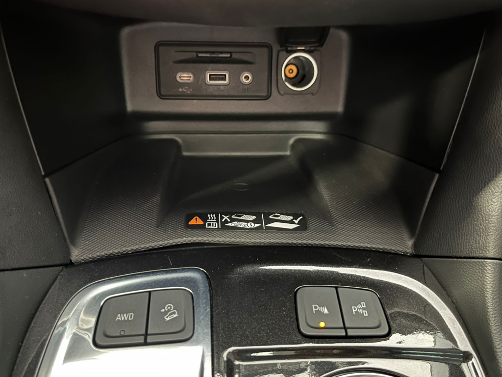 Imagem do veículo EQUINOX 1.5 TURBO GASOLINA PREMIER AWD AT! NA GARANTIA!
