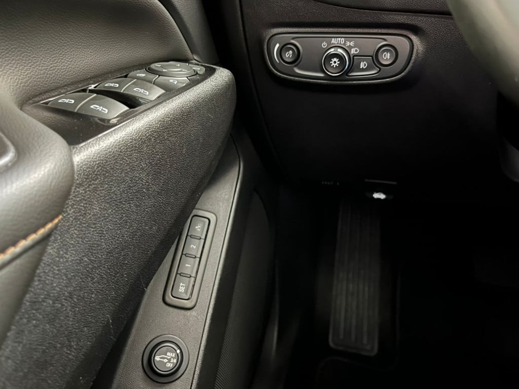 Imagem do veículo EQUINOX 1.5 TURBO GASOLINA PREMIER AWD AT! NA GARANTIA!
