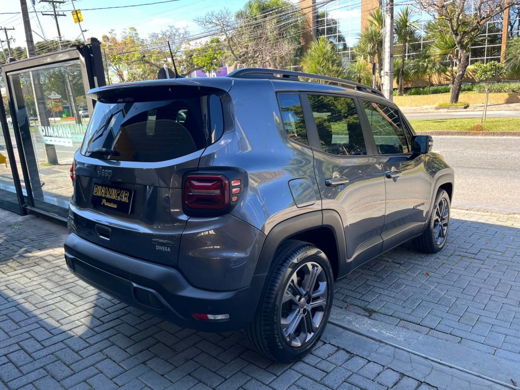 Imagem do veículo RENEGADE T270 1.3 TB  LONGITUDE DARK PACK AT! 10.000 KM! NOVA!