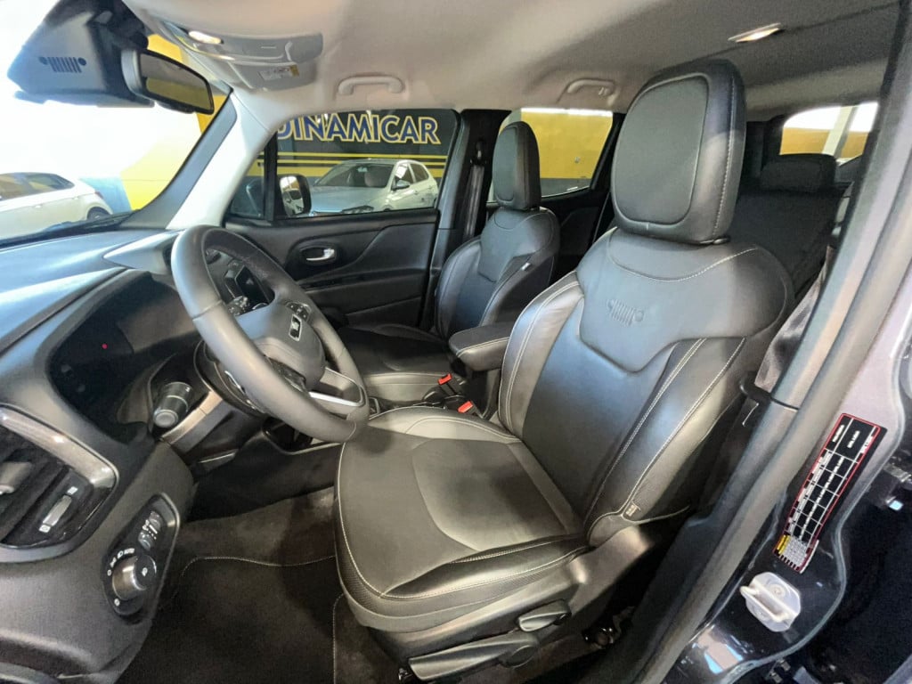 Imagem do veículo RENEGADE T270 1.3 TB  LONGITUDE DARK PACK AT! 10.000 KM! NOVA!