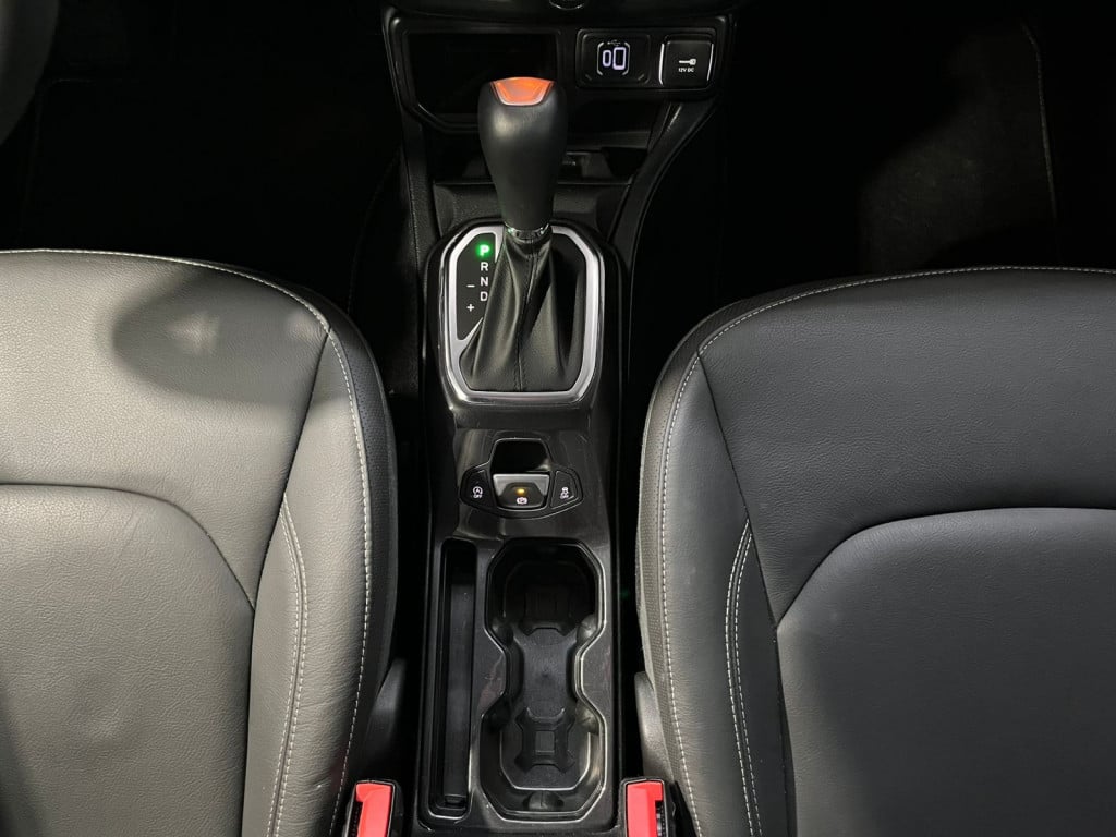 Imagem do veículo RENEGADE LONGITUDE T270 1.3 TB FLEX AT! 6.000 KM! NA GARANTIA!