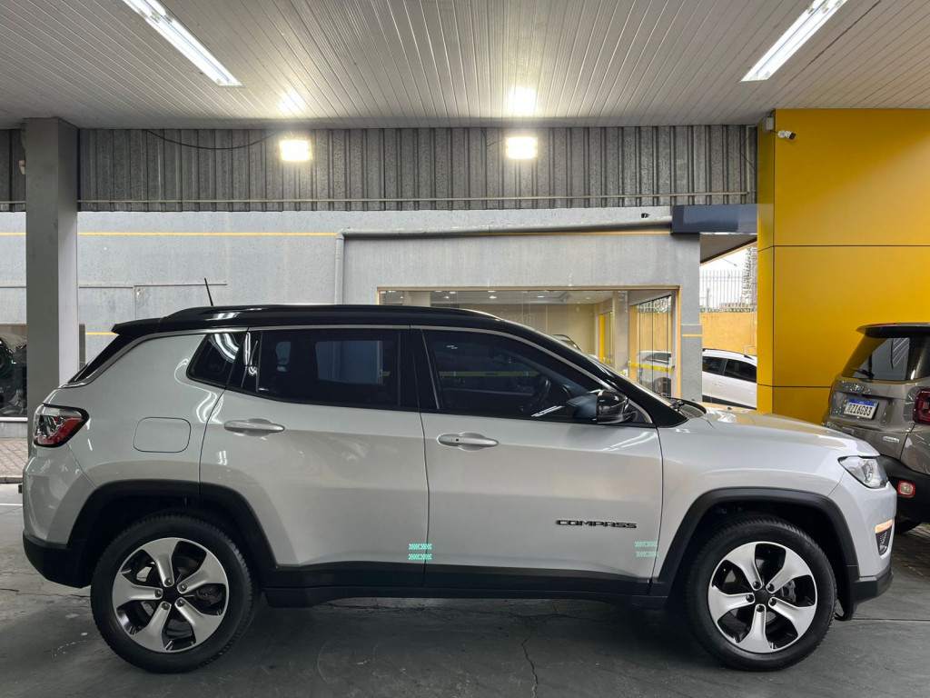 Imagem do veículo COMPASS 2.0 FLEX LONGITUDE AT! APENAS 59.000 KM!