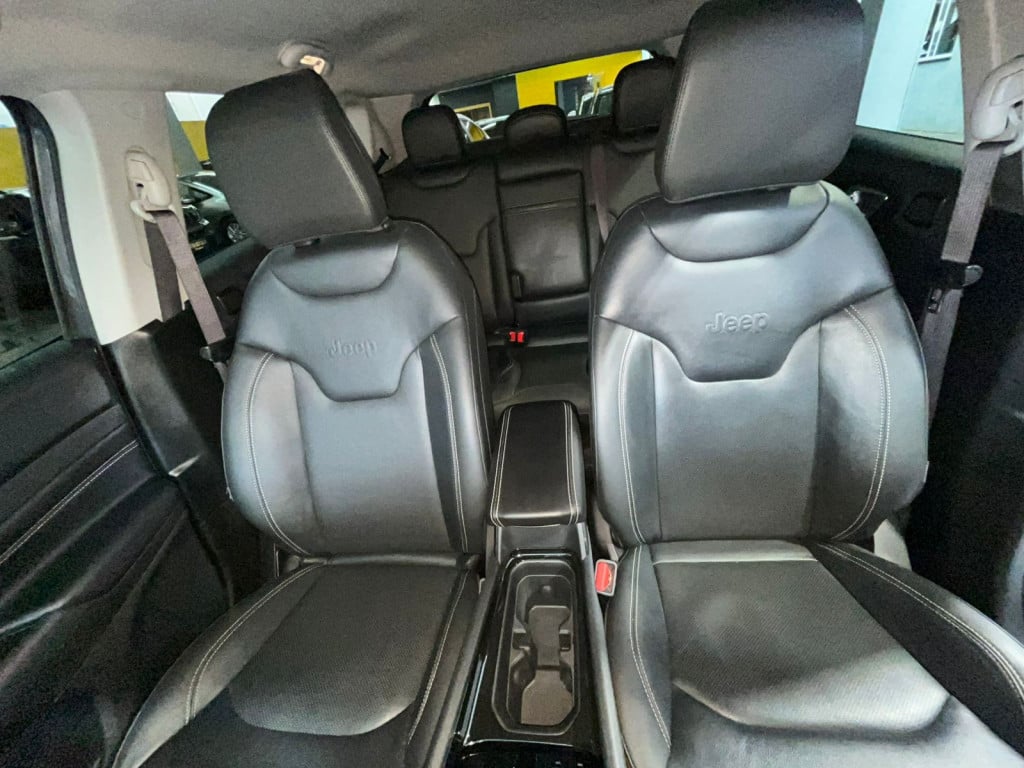 Imagem do veículo COMPASS 1.3 T270 TURBO FLEX LONGITUDE ! NA GARANTIA! 36.000 KM!