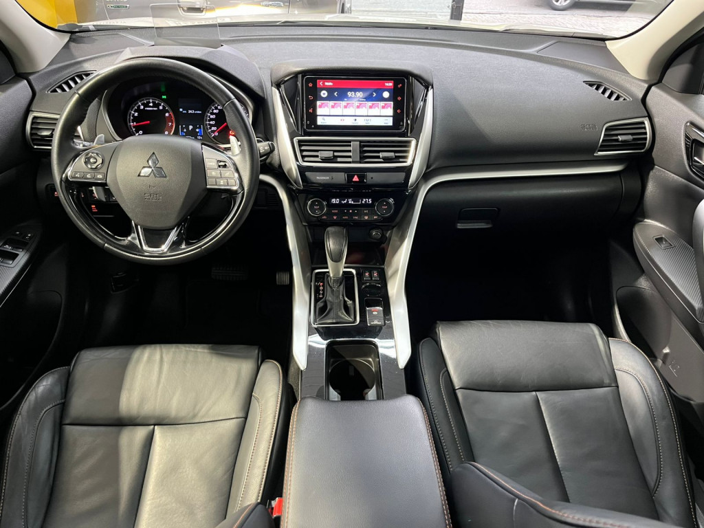 Imagem do veículo ECLIPSE CROSS 1.5 MIVEC TURBO HPE-S CVT! REVISÕES NA MITSUBISHI!