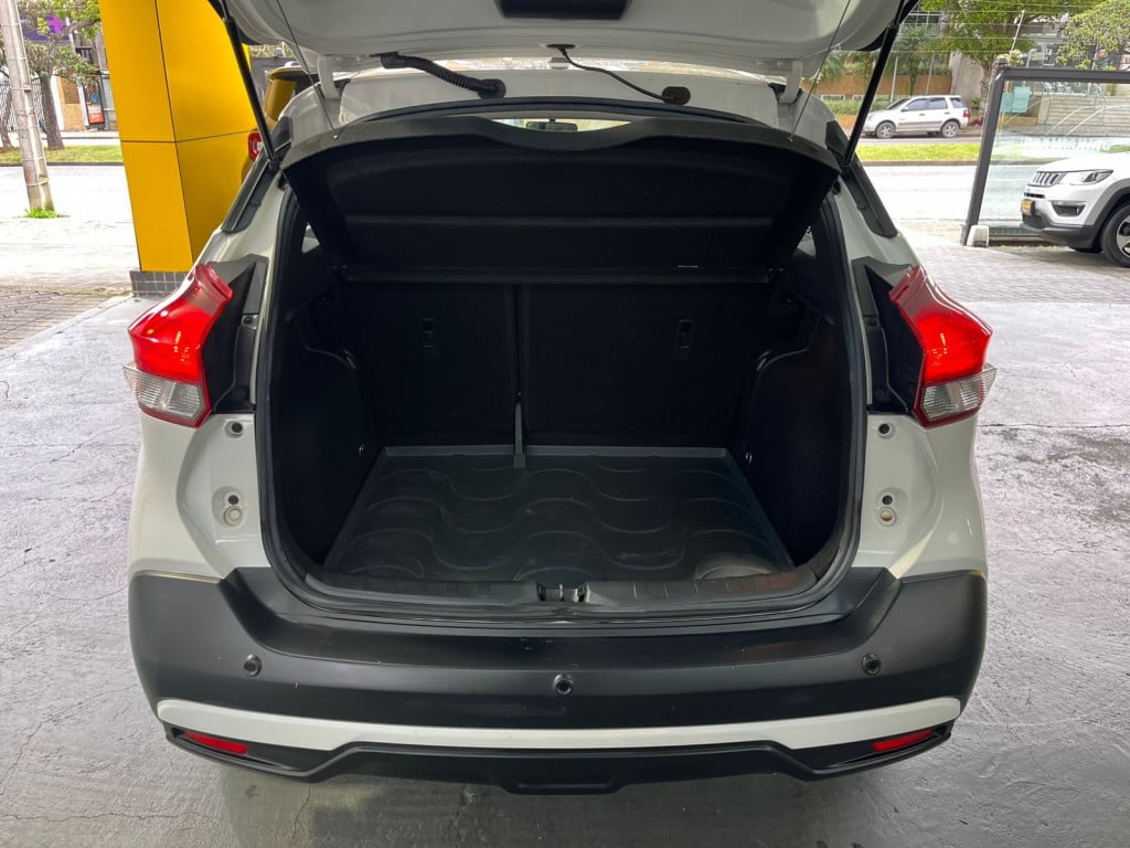 Imagem do veículo KICKS 1.6 FLEXSTART SV XTRONIC! AUTOMÁTICA! 32.000 KM!