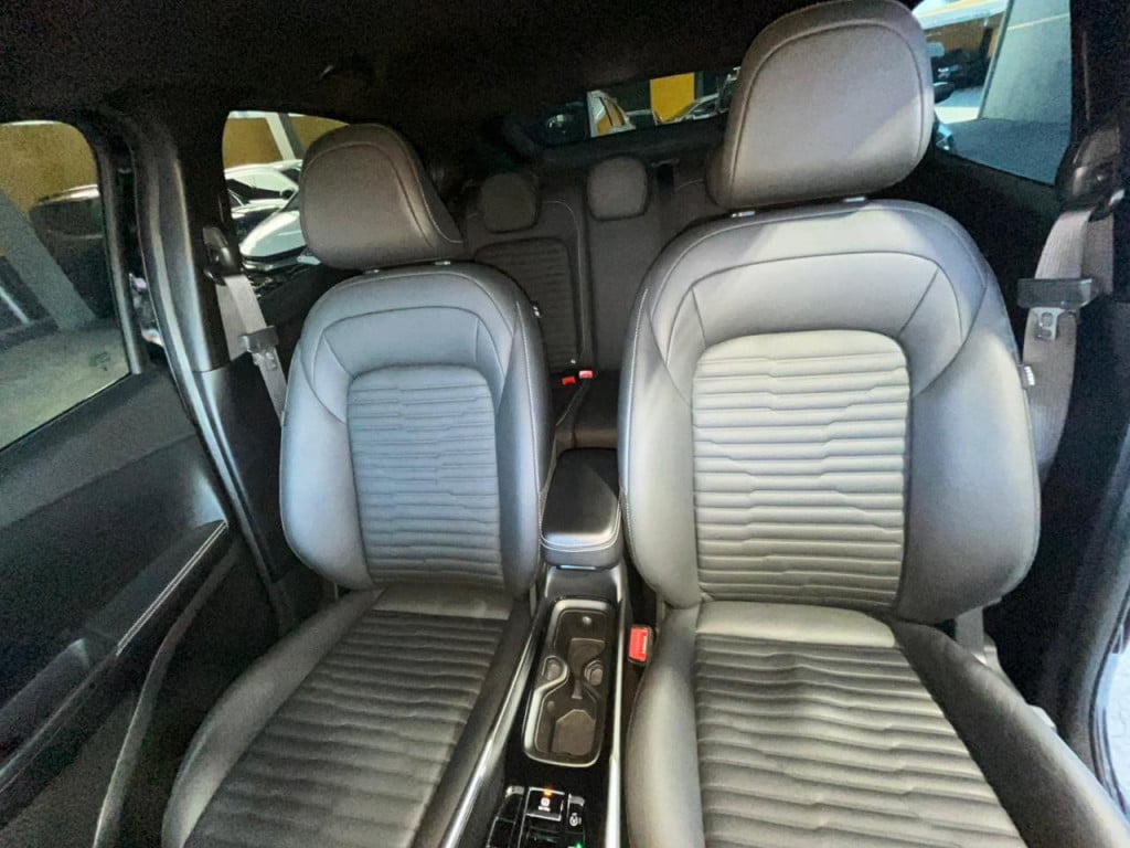 Imagem do veículo FASTBACK 1.3 TURBO 270 FLEX LIMITED EDITION AT6! 14.000 KM ! NA GARANTIA!