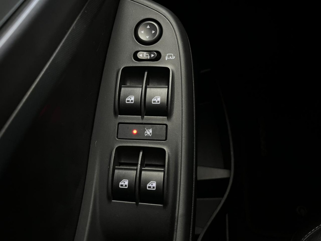 Imagem do veículo FASTBACK 1.3 TURBO 270 FLEX LIMITED EDITION AT6! 14.000 KM ! NA GARANTIA!