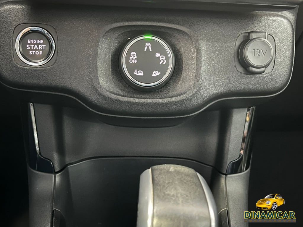 Imagem do veículo C4 CACTUS 1.6 THP FLEX SHINE PACK! APENAS 56.000 KM!