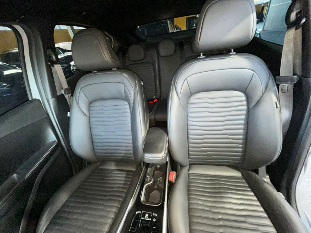 Imagem do veículo FASTBACK 1.3 TURBO 185CV FLEX LIMITED EDITION! GARANTIA ATÉ 02/2027!