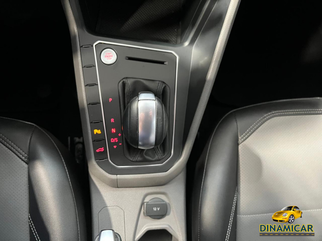 Imagem do veículo POLO 1.0 200 TSI HIGHLINE AT! TOP DE LINHA! APENAS 73.000 KM!