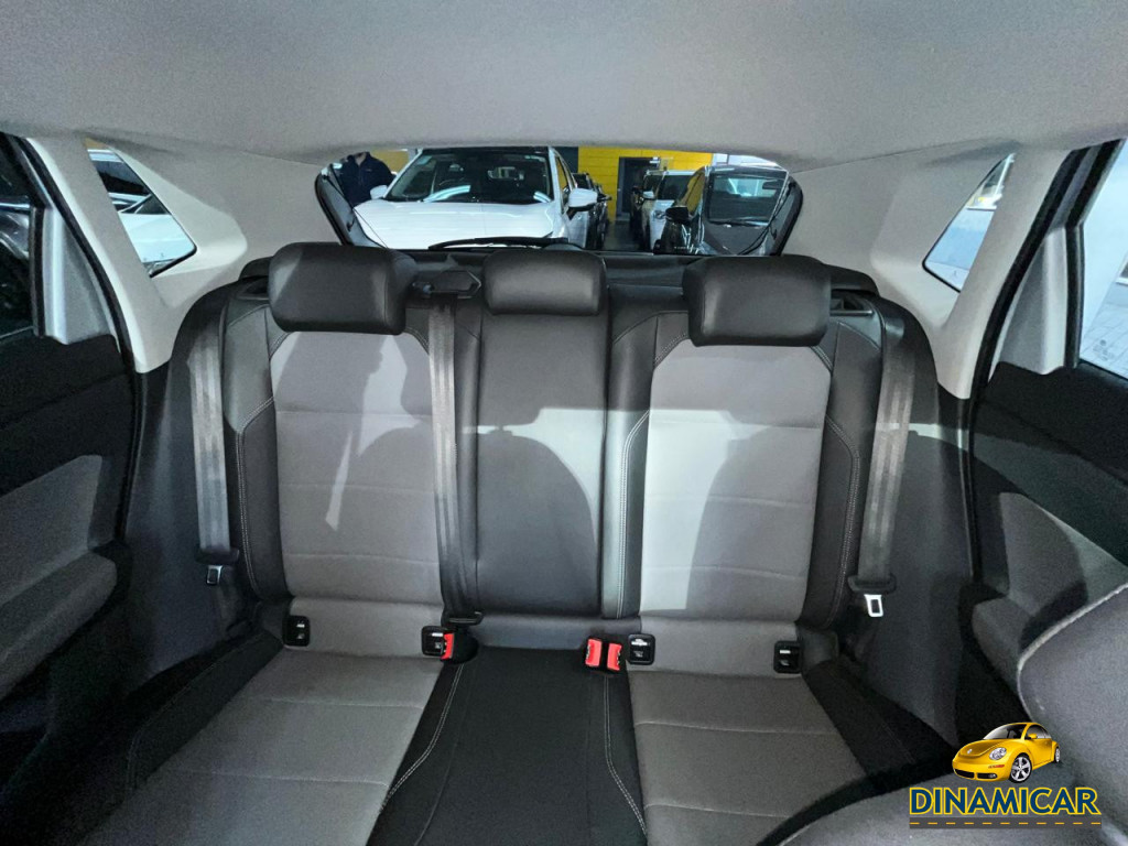 Imagem do veículo POLO 1.0 200 TSI HIGHLINE AT! TOP DE LINHA! APENAS 73.000 KM!