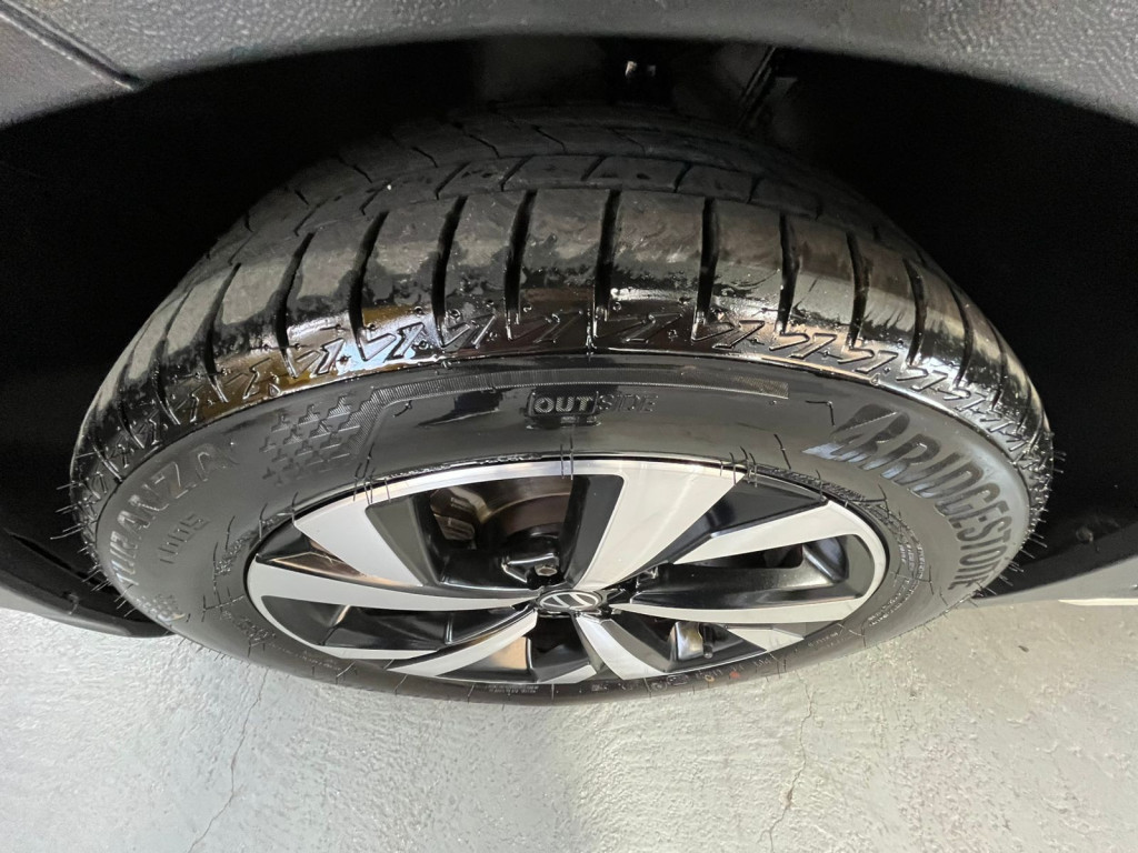 Imagem do veículo NIVUS 1.0 200 HIGHLINE AT! 52.000 KM! Ú.DONO! GARANTIA VW ATÉ 08/2026!