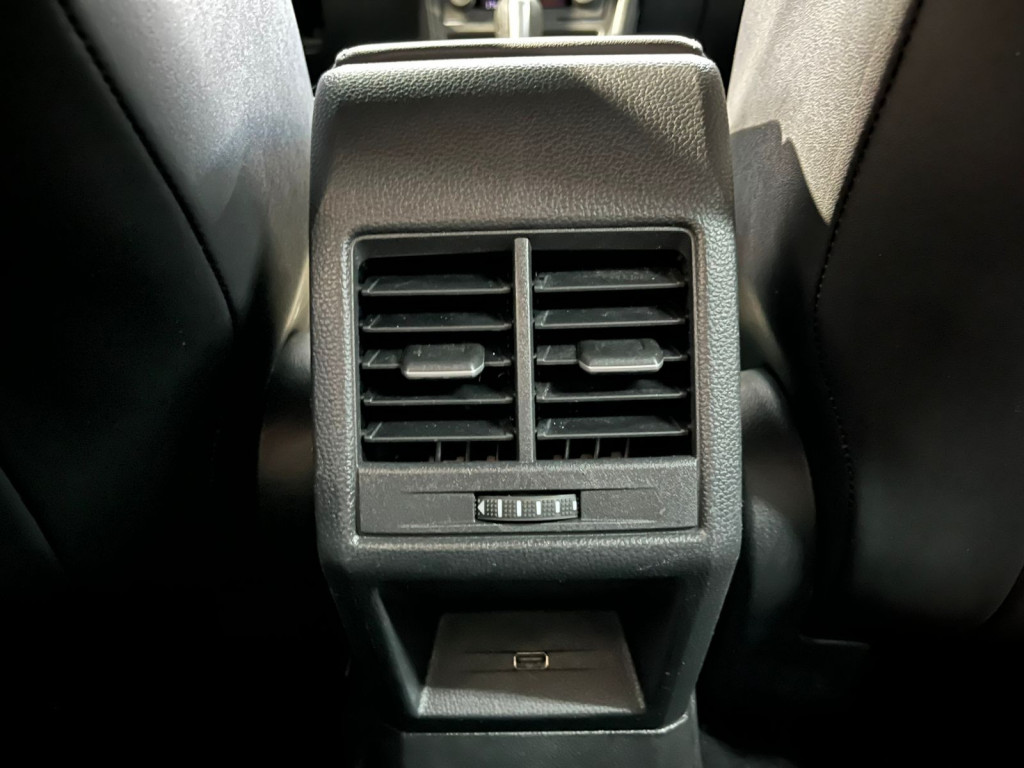 Imagem do veículo NIVUS 1.0 200 HIGHLINE AT! 52.000 KM! Ú.DONO! GARANTIA VW ATÉ 08/2026!
