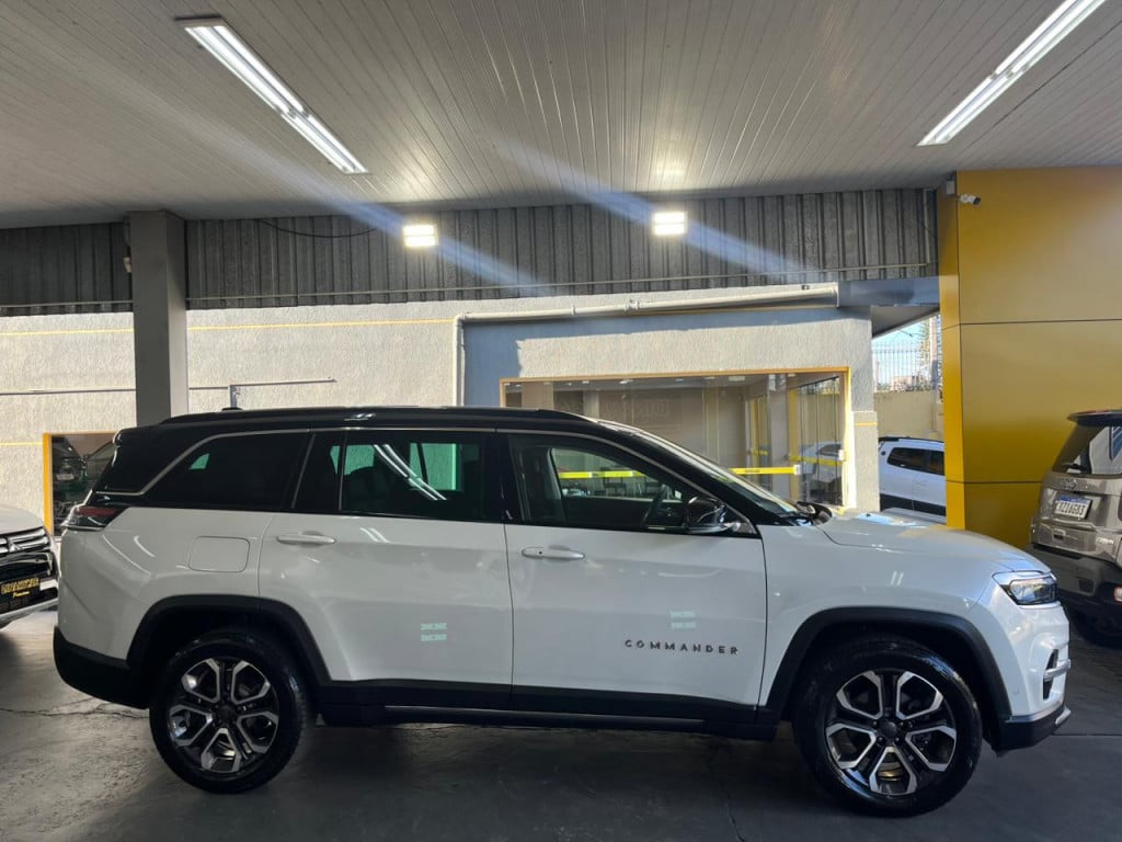 Imagem do veículo COMMANDER LIMITED 1.3 TURBO 7 LUGARES! 39.000 KM! GARANTIA ATÉ 02/2028!