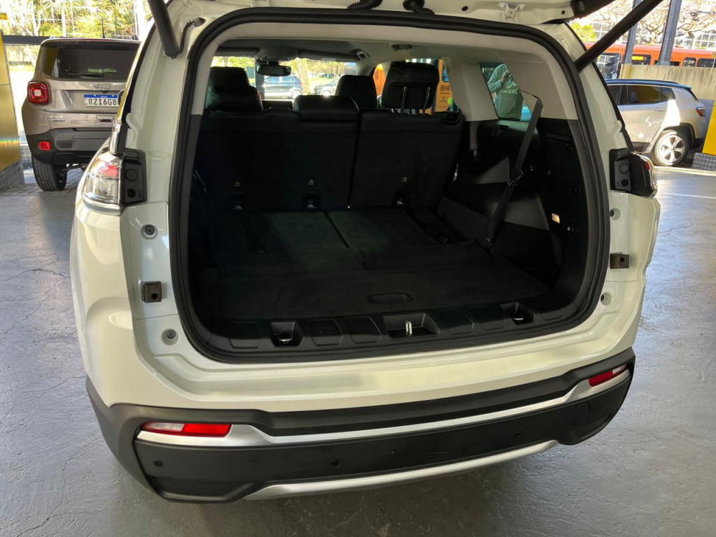 Imagem do veículo COMMANDER LIMITED 1.3 TURBO 7 LUGARES! 39.000 KM! GARANTIA ATÉ 02/2028!