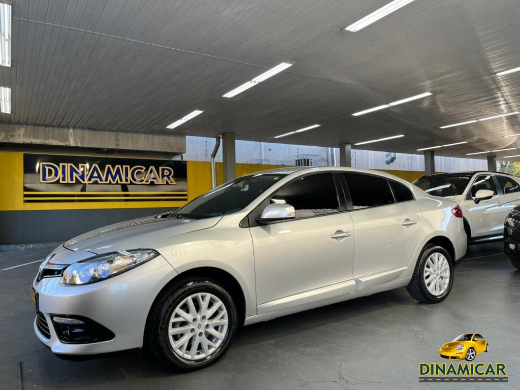 Imagem do veículo RENAULT FLUENCE 2.0 DYNAMIQUE 16V FLEX 4P AUTOMÁTICO