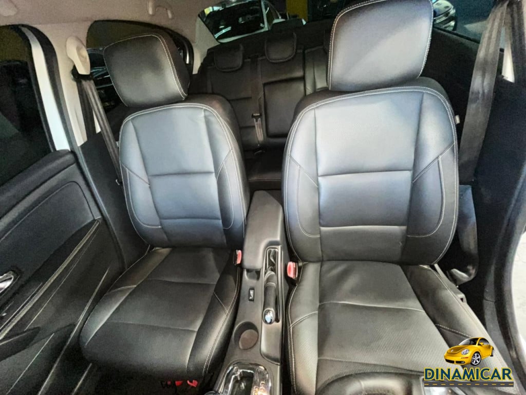 Imagem do veículo RENAULT FLUENCE 2.0 DYNAMIQUE 16V FLEX 4P AUTOMÁTICO