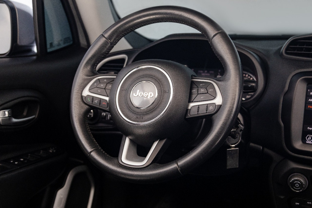 Imagem do veículo JEEP RENEGADE 2.0 16V TURBO DIESEL LONGITUDE 4P 4X4 AUTOMÁTICO
