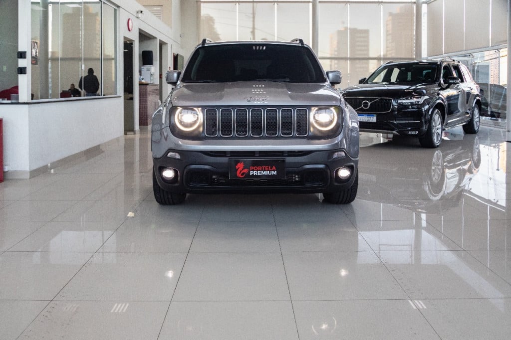 Imagem do veículo JEEP RENEGADE 2.0 16V TURBO DIESEL LONGITUDE 4P 4X4 AUTOMÁTICO