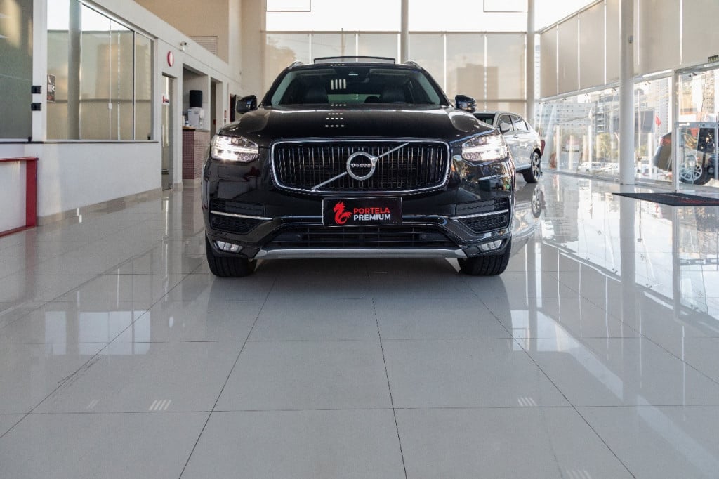 Imagem do veículo VOLVO XC90 2.0 MOMENTUM TURBO GASOLINA 4P 4X4 AUTOMÁTICO