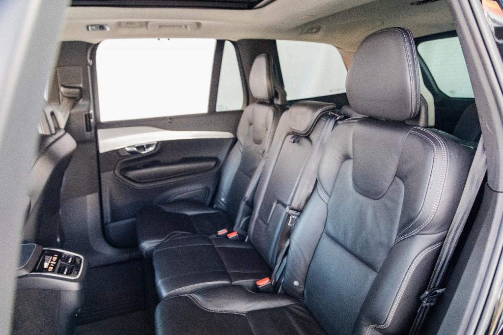 Imagem do veículo VOLVO XC90 2.0 MOMENTUM TURBO GASOLINA 4P 4X4 AUTOMÁTICO