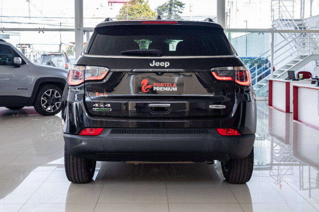 Imagem do veículo JEEP COMPASS 2.0 16V DIESEL LONGITUDE 4X4 AUTOMÁTICO