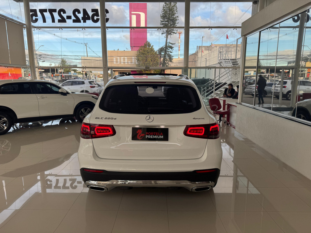 Imagem do veículo MERCEDES-BENZ GLC 220d 2.0 TURBO DIESEL ENDURO 9G-TRONIC