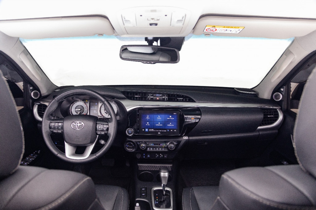 Imagem do veículo TOYOTA HILUX 2.8 D-4D TURBO DIESEL CD SRX 4X4 AUTOMÁTICO
